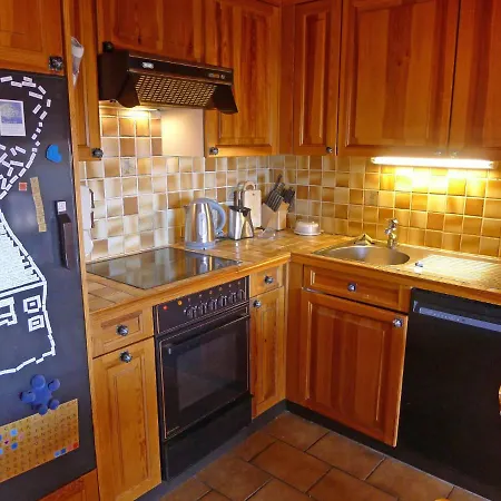 Apartment Les Aiguilles D'argent 10 By Interhome *